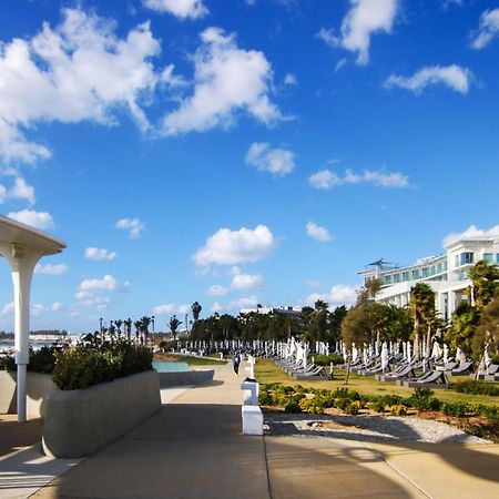 Phaedrus Living Seaview Luxury Flat Limnaria 153 Appartement Paphos Buitenkant foto