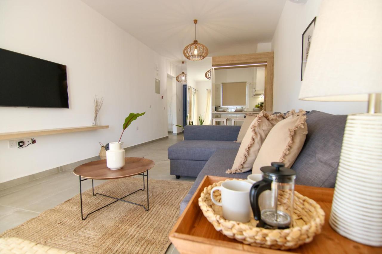 Phaedrus Living Seaview Luxury Flat Limnaria 153 Appartement Paphos Buitenkant foto